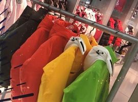 服裝產(chǎn)業(yè)進入“冰河期” 中國市場成主要銷路？