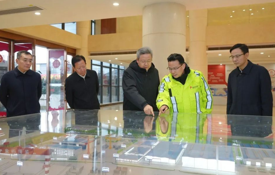 南通市市委書(shū)記吳新明調(diào)研企業(yè)復(fù)工復(fù)產(chǎn)、重大項(xiàng)目建設(shè)